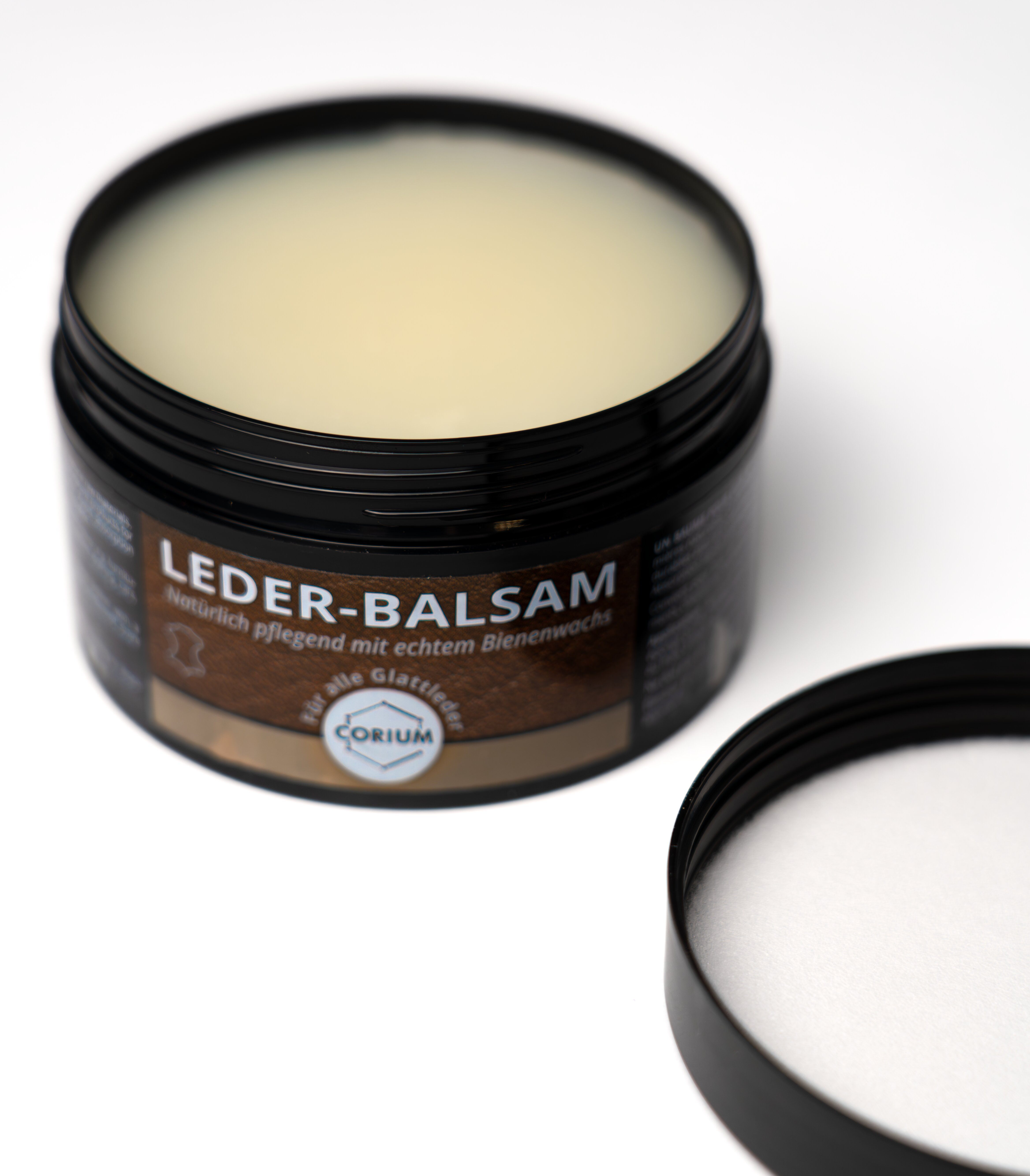 Lederbalsam mit Bienenwachs